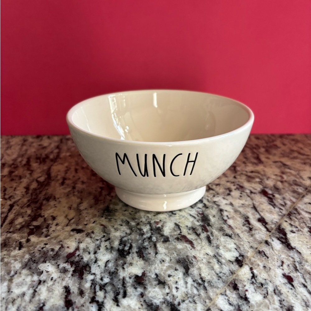 Rae Dunn MUNCH Bowl
